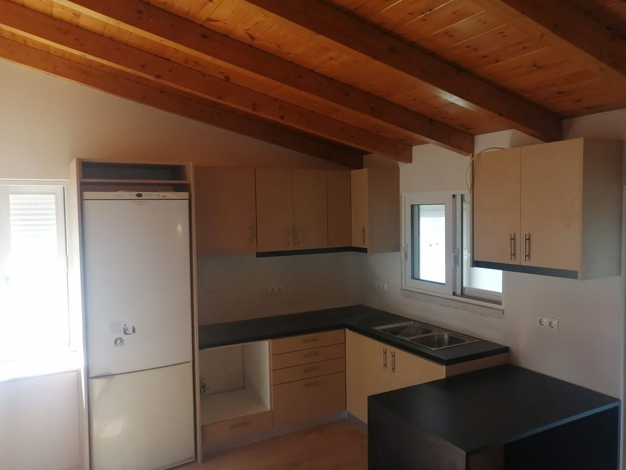 Ξύλινη Κουζίνα