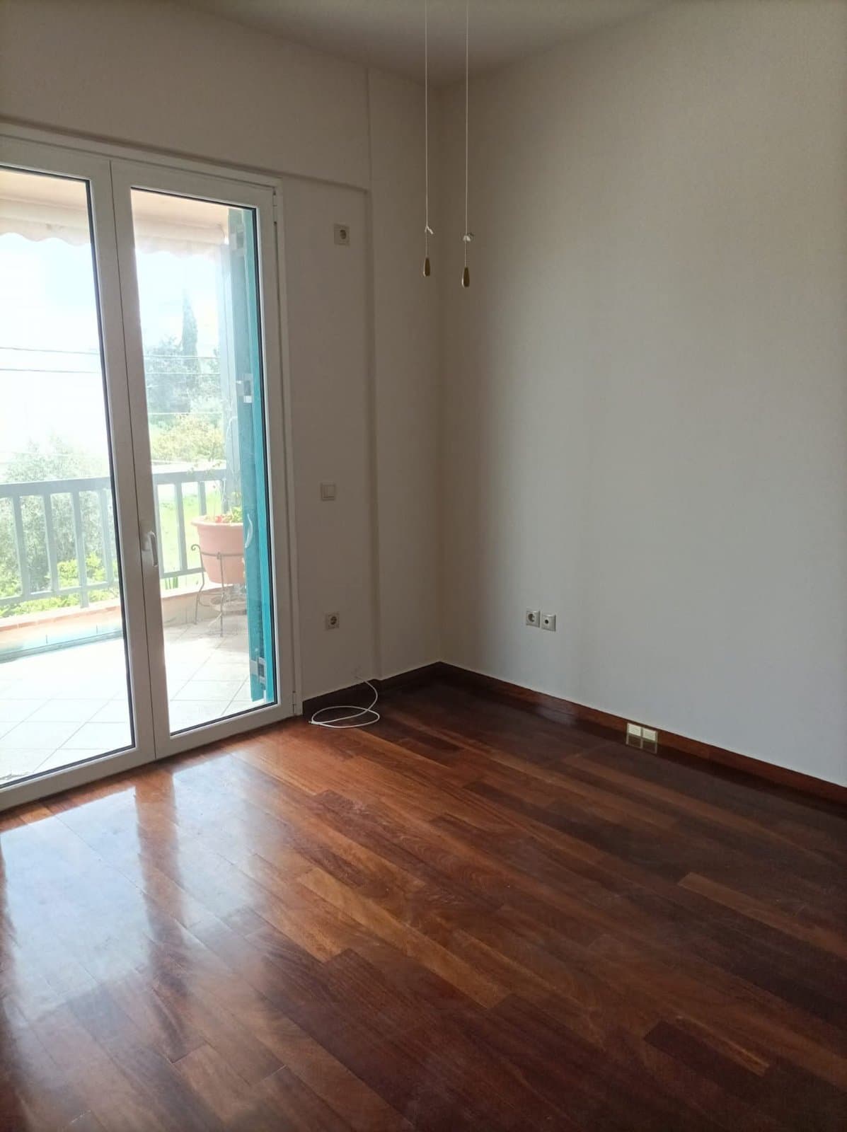 Σύγχρονο Σαλόνι