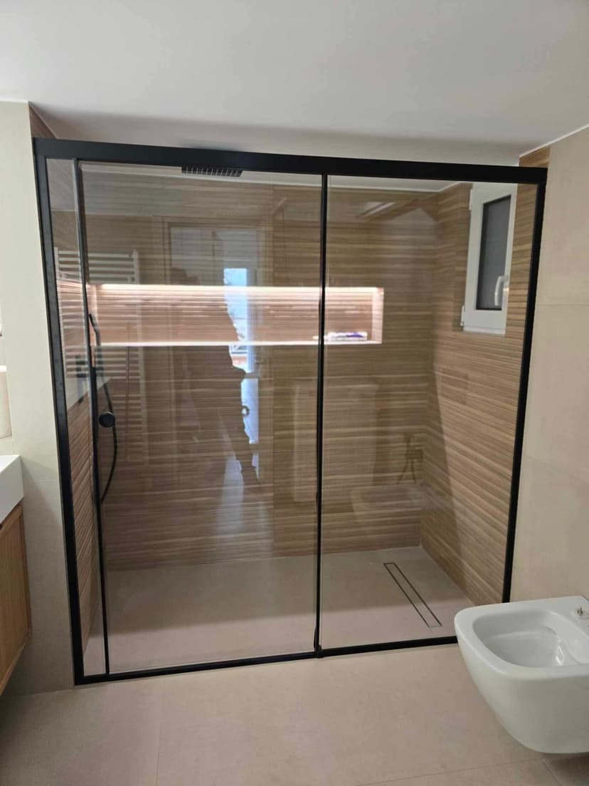 Luxury Μπάνιο με Τζαμαρία