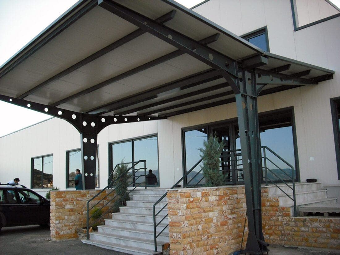 Πέργκολες - Κήπος - Ταράτσες